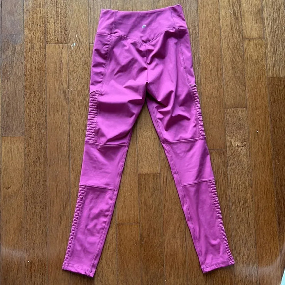 Fabletics Motion365+ High-Waisted Moro Leggings - Picture 8 of 9